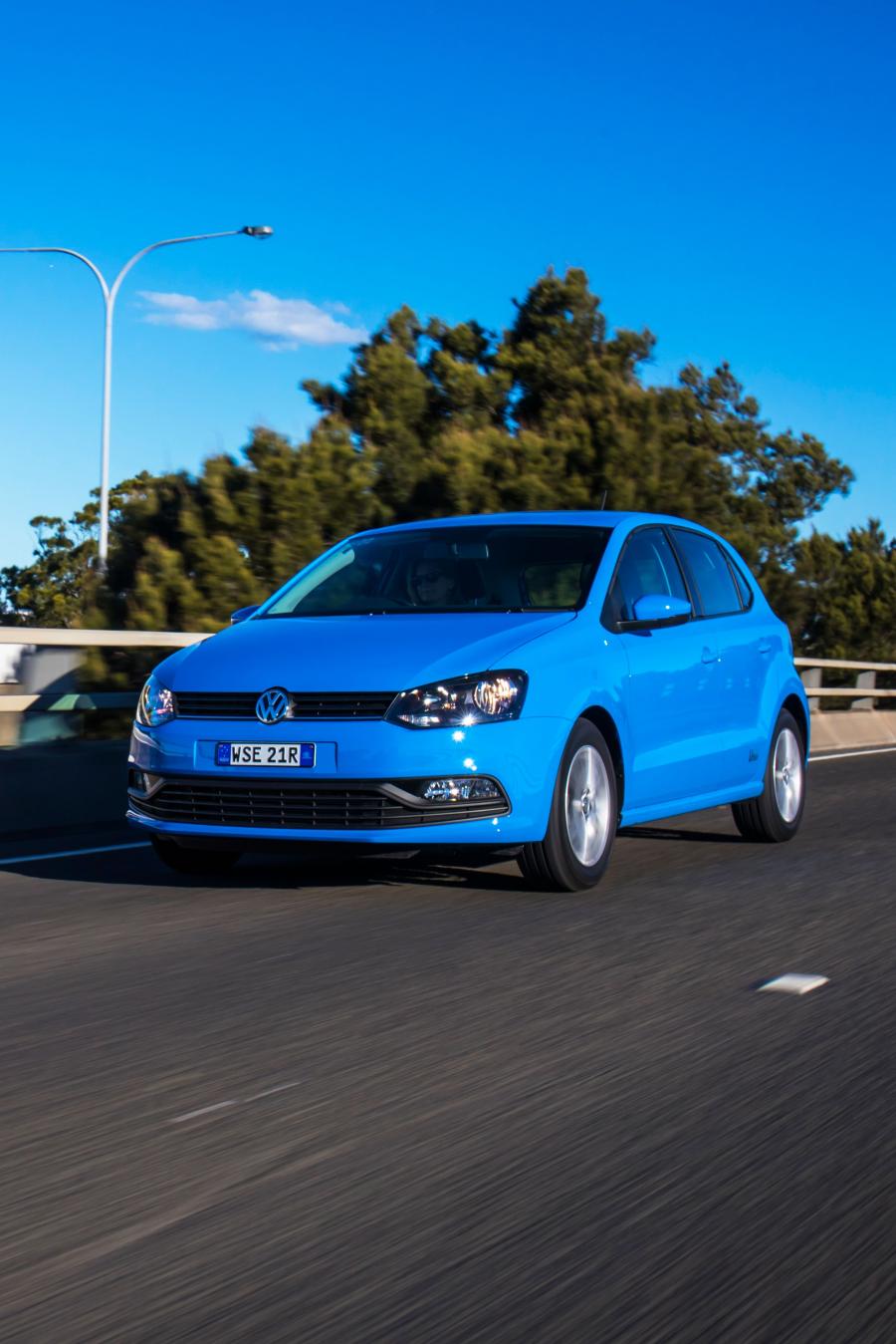  Volkswagen Polo Urban (Typ 6C) 2017 года  (AU) (фото 8 из 23)